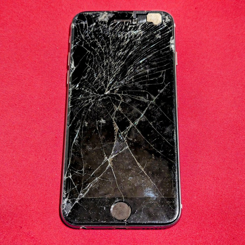 iPhone 6 (A1549) - 64 GB #40 (For parts)***